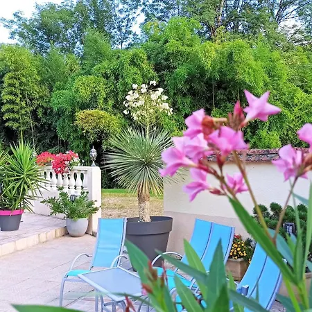 بيت ضيافة Domaine De L'escadasse